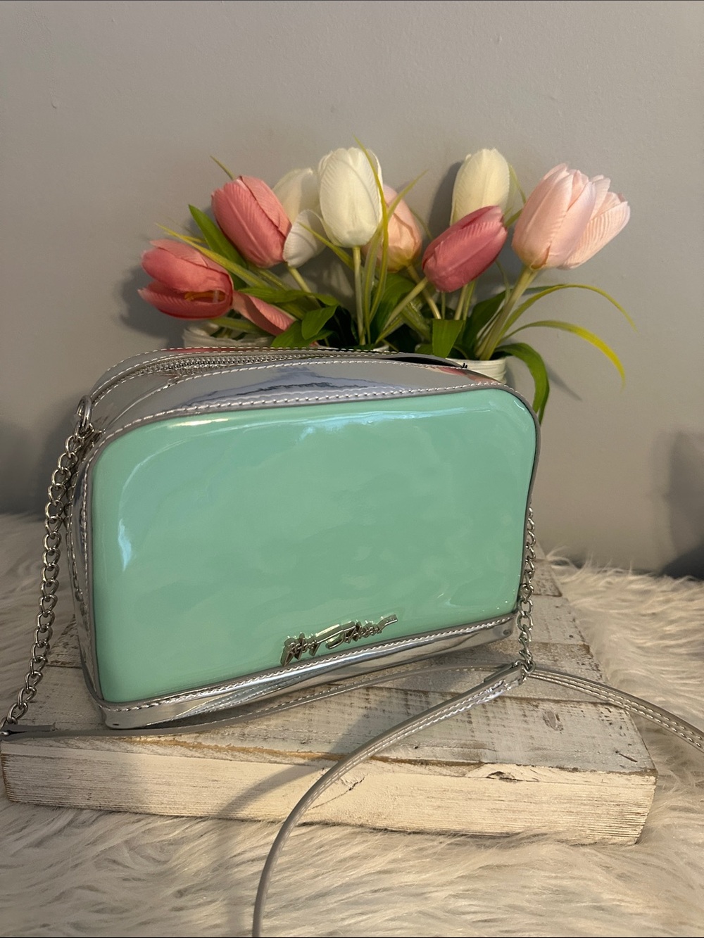 Betsey Johnson get toasted toaster bag - Picture 5 of 14